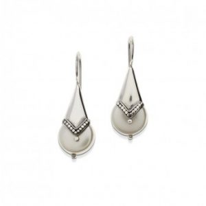 silver detailed pearl earring