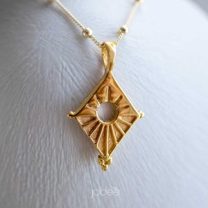 Passage Diamond shaped Gold Necklace