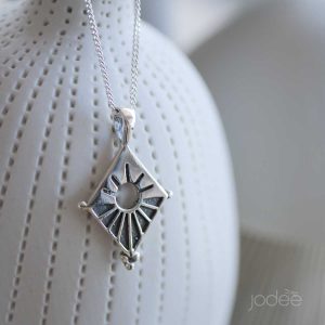 Silver Oxidise Passage necklace jodee