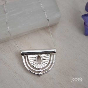 plain silver shine pendant